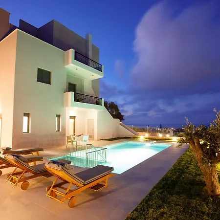 Tilio - New With Private Pool 1400m From The 아파트 *