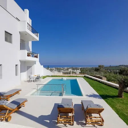 Tilio - New With Private Pool 1400m From The * 레팀노