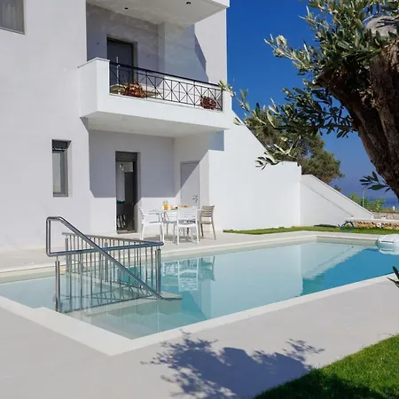 Tilio - New With Private Pool 1400m From The Apartmán